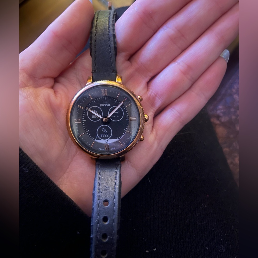 Fossil Monroe hybrid smartwatch